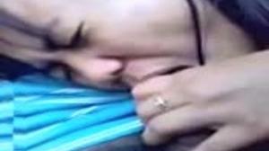 Abg Pacaran Di Pinggir Kaliurang Di Dalam Mobil