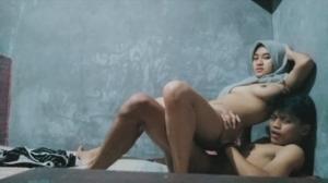 Aku Diatas Kamu Dibawah