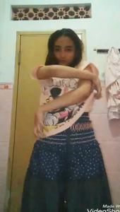 Cam Si Mickey Mouse Masturbasi