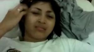 Desahan Cewek Keenakan