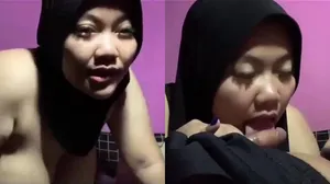 Hijab Toge Kena Doggy Ponakan