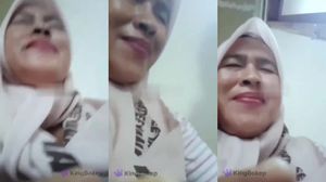 Ibu-Ibu Stw Jilbab Ngewe Dengan Senyuman