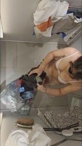 Intip Di Fitting Room