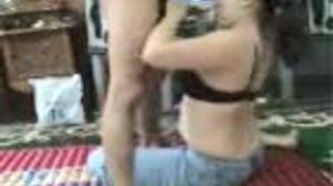 Janda Santai Dengan Pacarnya