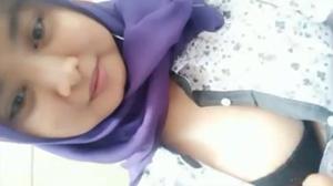 Jilbab Cantik Sange Suka Colmek