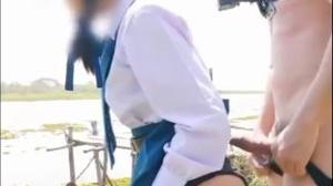 Main Di Pinggir Sungai