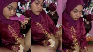 Sebelum Pergi Kondangan Ukhty Colmek Dildo dulu