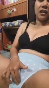 Tante Bh Hitam Memeknya Udah Gatel