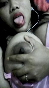 Tante Masturbasi Tobrut Dari Line